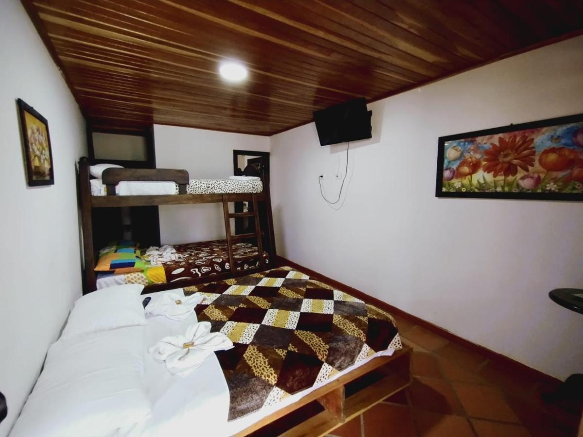 Finca Hotel La Fragata Санта-Роса-де-Кабаль Экстерьер фото