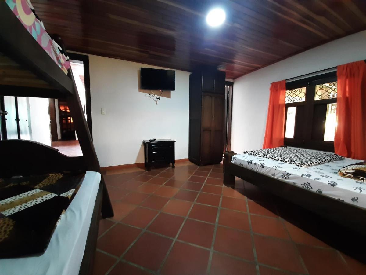 Finca Hotel La Fragata Санта-Роса-де-Кабаль Экстерьер фото
